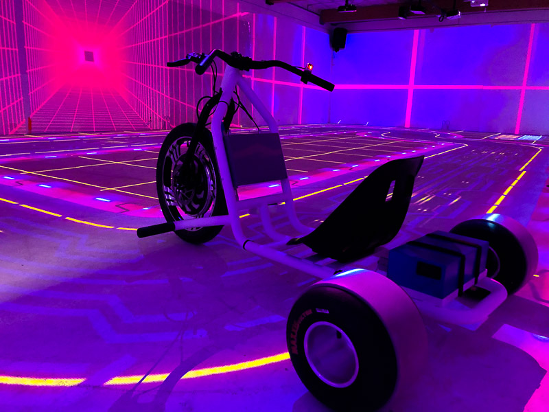 Cyber Trikes - Karts Interactifs